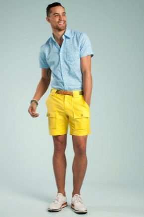 Shorts masculinos coloridos: como escolher e o que vestir?