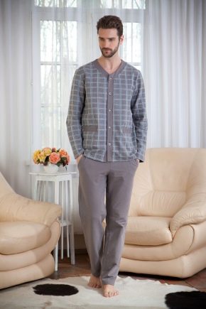 Pijama masculino: variedades e dicas para escolher