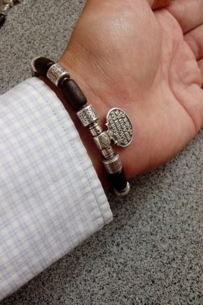Bracelets orthodoxes pour hommes : que sont-ils et comment les porter ?