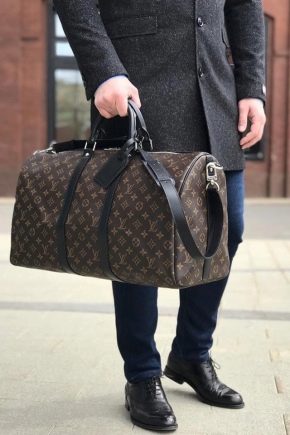 Louis Vuitton erkek çantaları