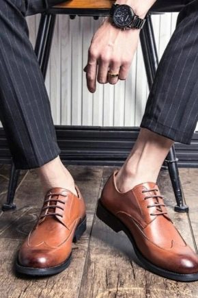 أحذية الرجال الكلاسيكية: الأنواع وقواعد الاختيار