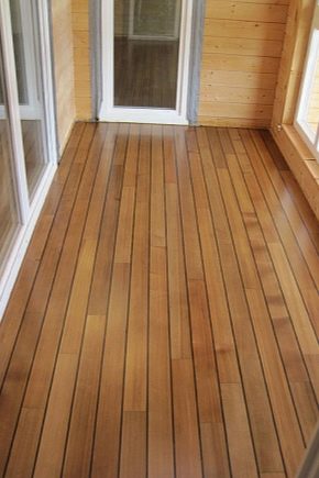 Caratteristiche del pavimento in legno sul balcone e sua installazione