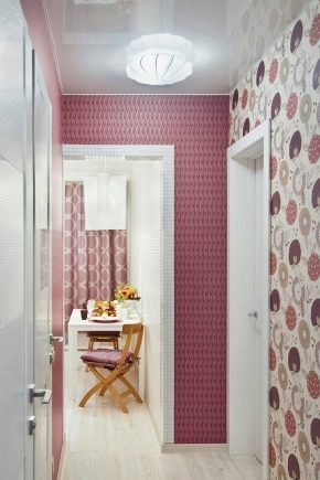 Options for combining wallpaper in the corridor