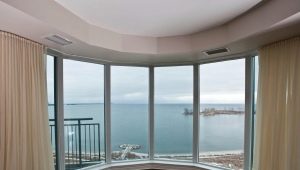 Options de vitrage de balcon rond et semi-circulaire