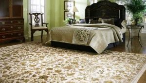 A hálószobában található szőnyegek jellemzői és az általuk választott titkok