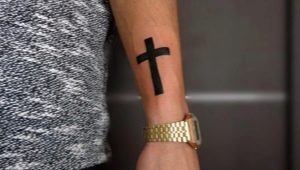 Sve o muškim tetovažama s križem