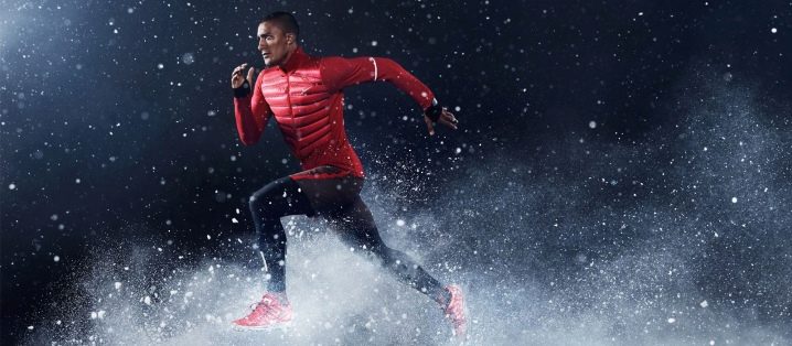 เสื้อผ้าผู้ชาย Nike: คุณสมบัติและเคล็ดลับในการเลือก