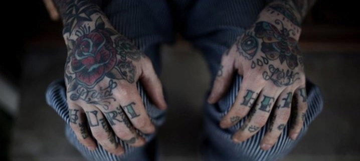 Minden a férfi csukló tetoválásról