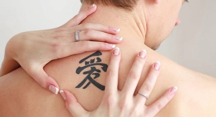Tudo sobre tatuagens masculinas na forma de hieróglifos
