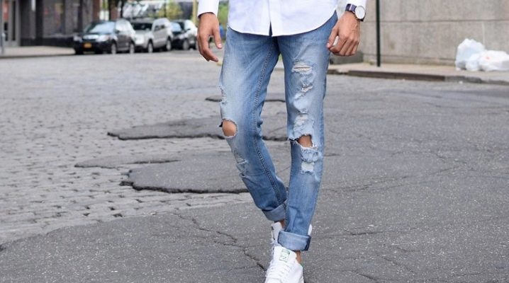 Jeans rasgado para homem: o que são e o que vestir?