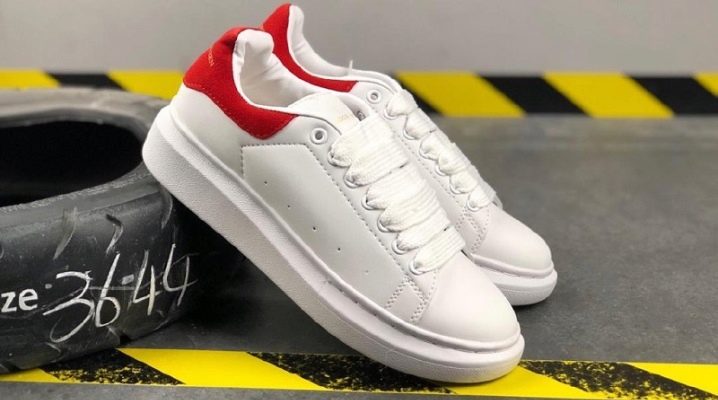 Adidași pentru bărbați Alexander McQueen: caracteristici și gamă