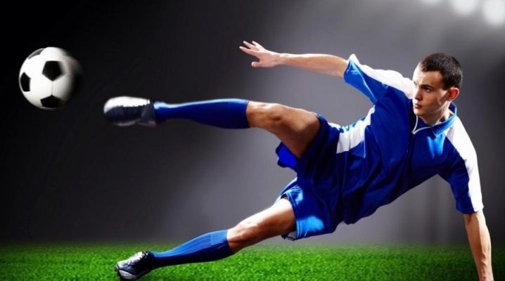 Futbolista profesional: descripción, ventajas y desventajas, crecimiento profesional.