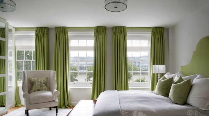 Τι είναι οι πράσινες κουρτίνες για την κρεβατοκάμαρα και πώς να τις επιλέξετε;