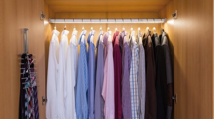 خيارات الإضاءة في غرفة الملابس
