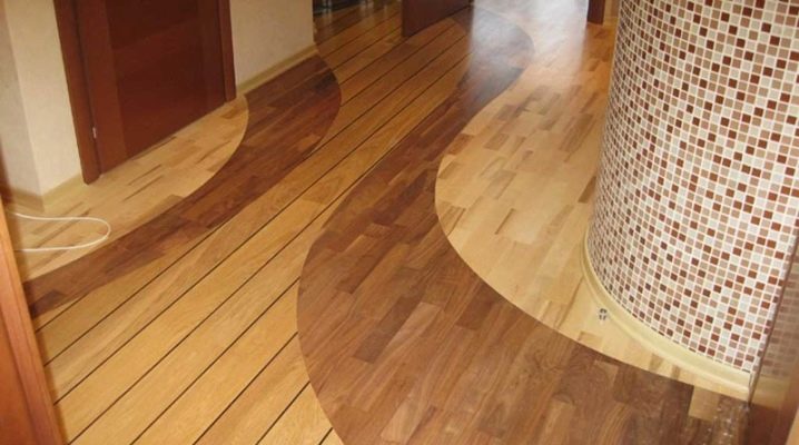 Selection and installation of laminate in the hallway