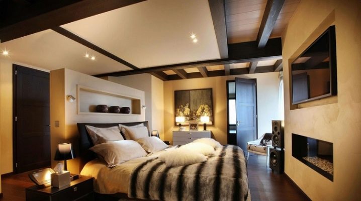 Какви са видовете тавани в спалнята и кой е по -добре да направите?