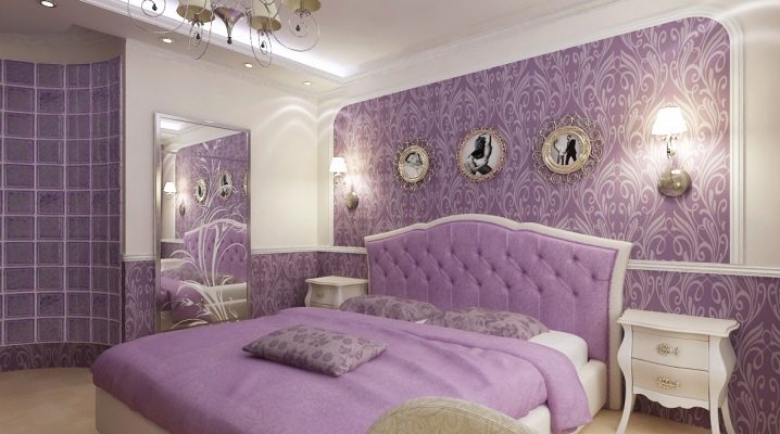 Papel de parede lilás no quarto