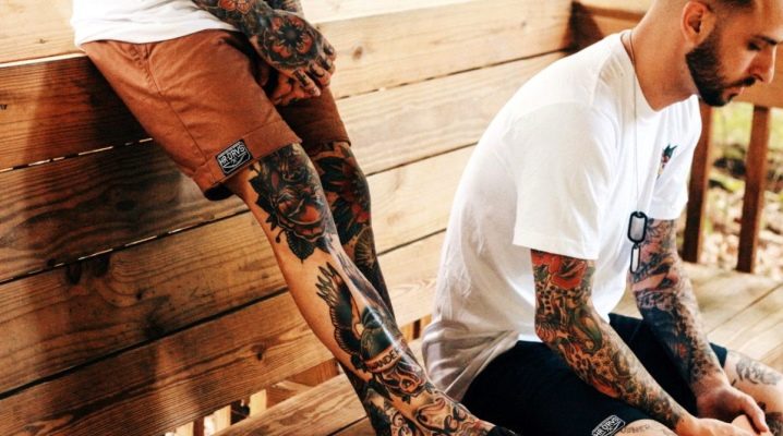 Verscheidenheid aan knie-tatoeages voor mannen