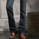 Uitlopende jeans voor heren
