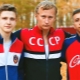 Katsaus miesten urheilupukuihin, joissa on Neuvostoliiton symbolit