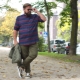 Spodnie dla otyłych mężczyzn: jak prawidłowo wybrać i nosić?