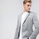 Sive muške jakne: kako odabrati i što odjenuti?