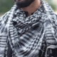 Arafats de hombre: ¿que llevar y como atar?