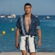 חולצות חוף לגברים: סוגים, קריטריונים לבחירה, דגמים פופולריים