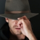 כובעי גברים: זנים וטיפים לבחירה