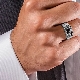 แหวนผู้ชายทำด้วยเงิน: มันคืออะไรและสวมใส่อย่างไร?