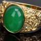 Męskie złote pierścionki ze szmaragdem: opcje projektowania i tajemnice pielęgnacji
