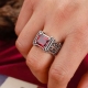 Zlaté pánske prstene s rubínom: čo sú to a ako sa starať?