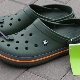 รองเท้าผู้ชาย Crocs: ประเภทขนาดและกฎการเลือก