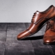 Sapatos de couro masculinos: características e opções