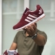 Ανδρικά αθλητικά παπούτσια Adidas: μια επισκόπηση των σημερινών μοντέλων