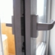 Подешавање пластичних балконских врата