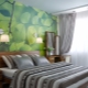 Giấy dán tường màu xanh lá cây trong phòng ngủ