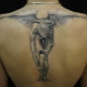 Alt om tatoveringen i form af en skytsengel for mænd